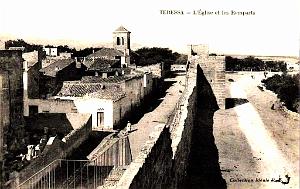 Tebessa - L'eglise et les remparts